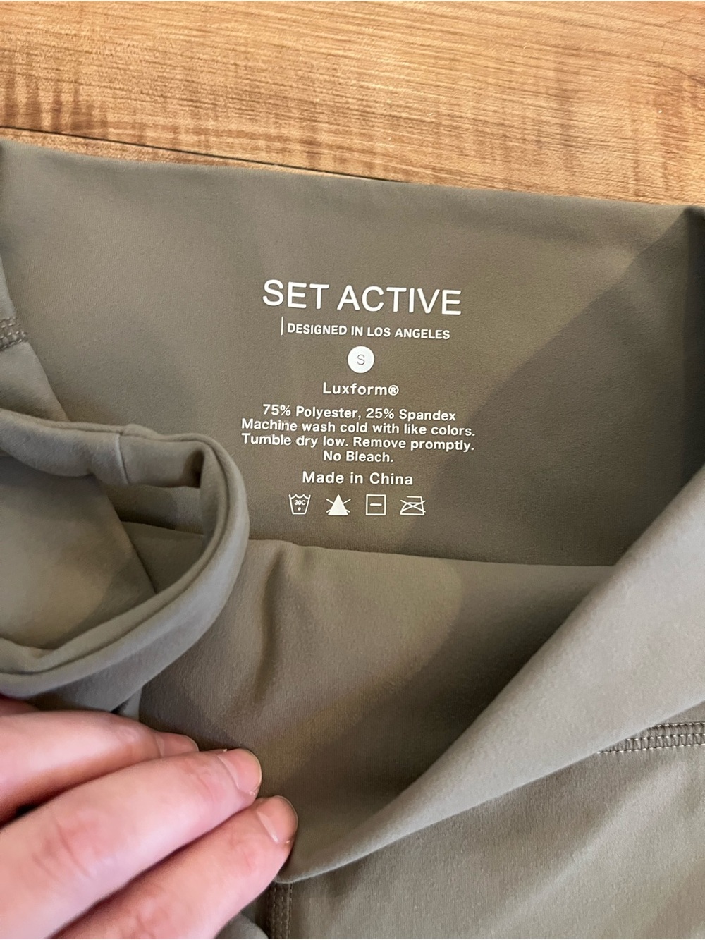 SET Active Sports Bra and Leggings Set - Picture 6 of 6